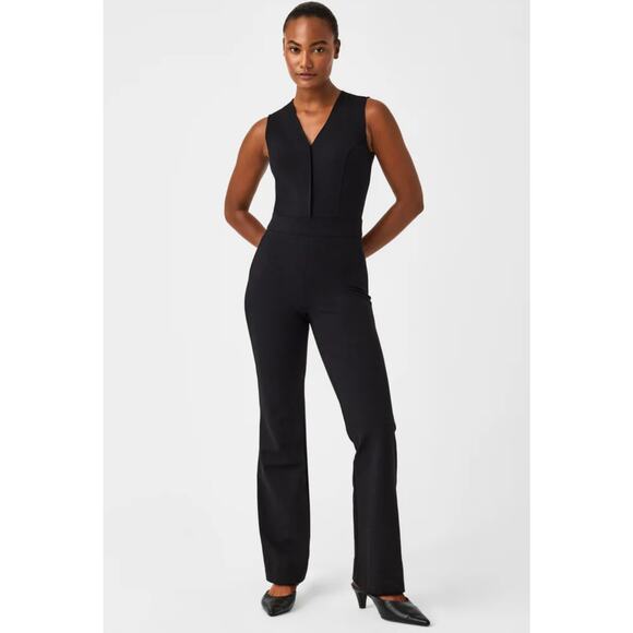 SPANX‎ Perfect Sleeveless Flare Leg Jumpsuit in Classic Black Size Medium Petite - Picture 2 of 11